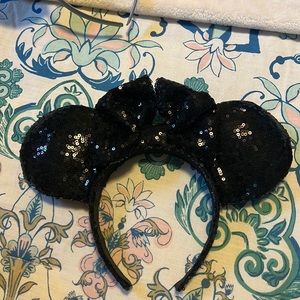 Black sparkle Minnie ears